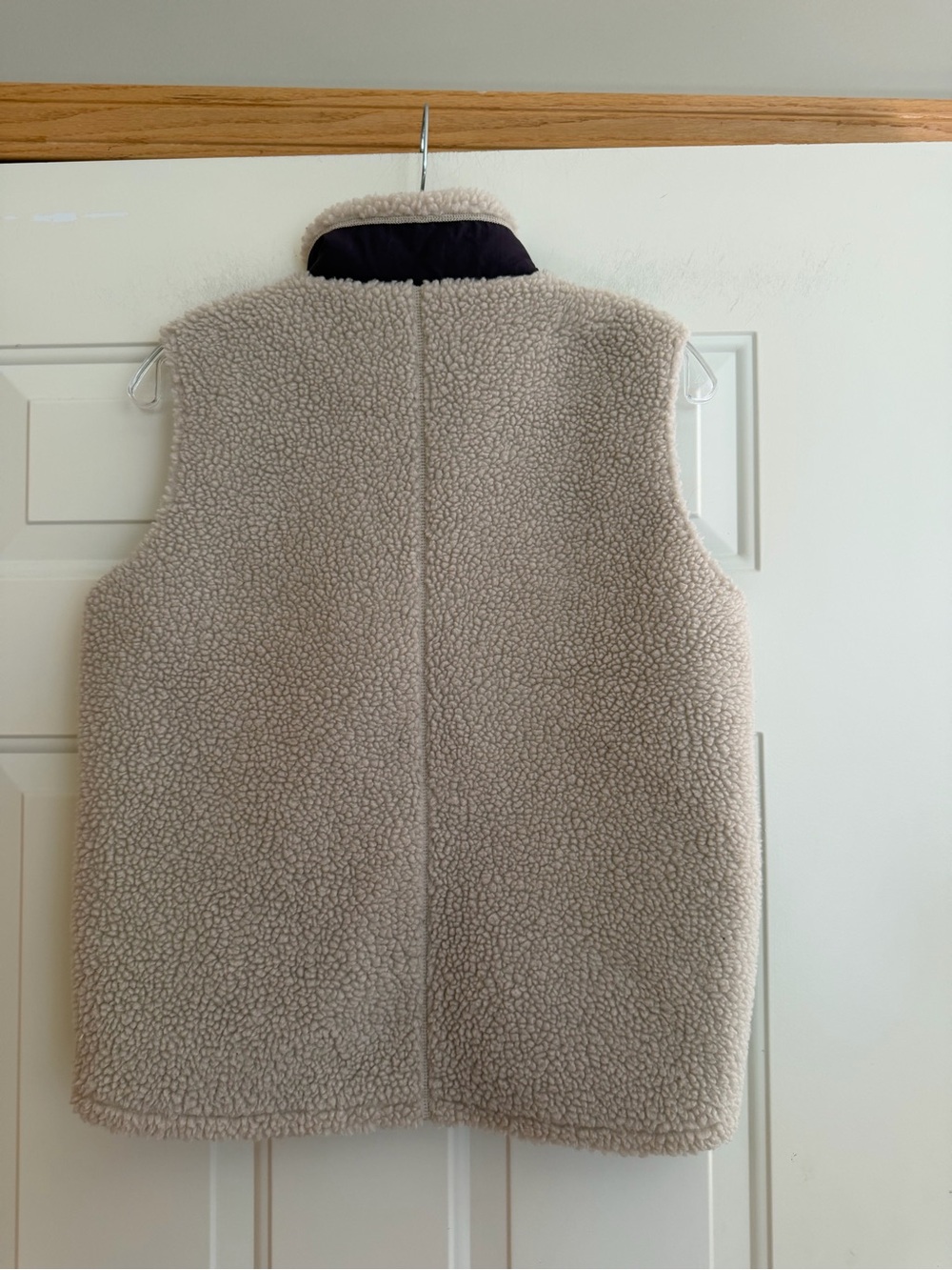 Kids Patagonia Retro-X 65619 tan purple Sherpa fleece vest. Size youth  XL - Picture 2 of 12